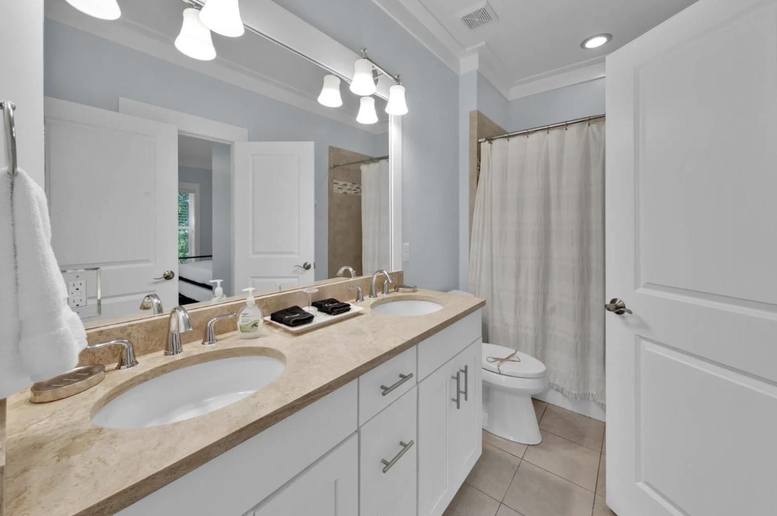 Anna'S Beach House Walk-Out To 30A In Seacrest- Pet-Friendly ローズマリー・ビーチ エクステリア 写真